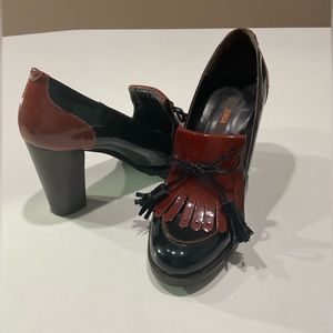 🍁ZINDA Women’s Black/Cocoa Soft Leather Loafers, Size 7.5/ 38EU